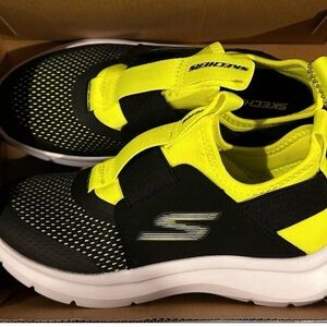 New Skechers Skech Fast Slip On Shoes